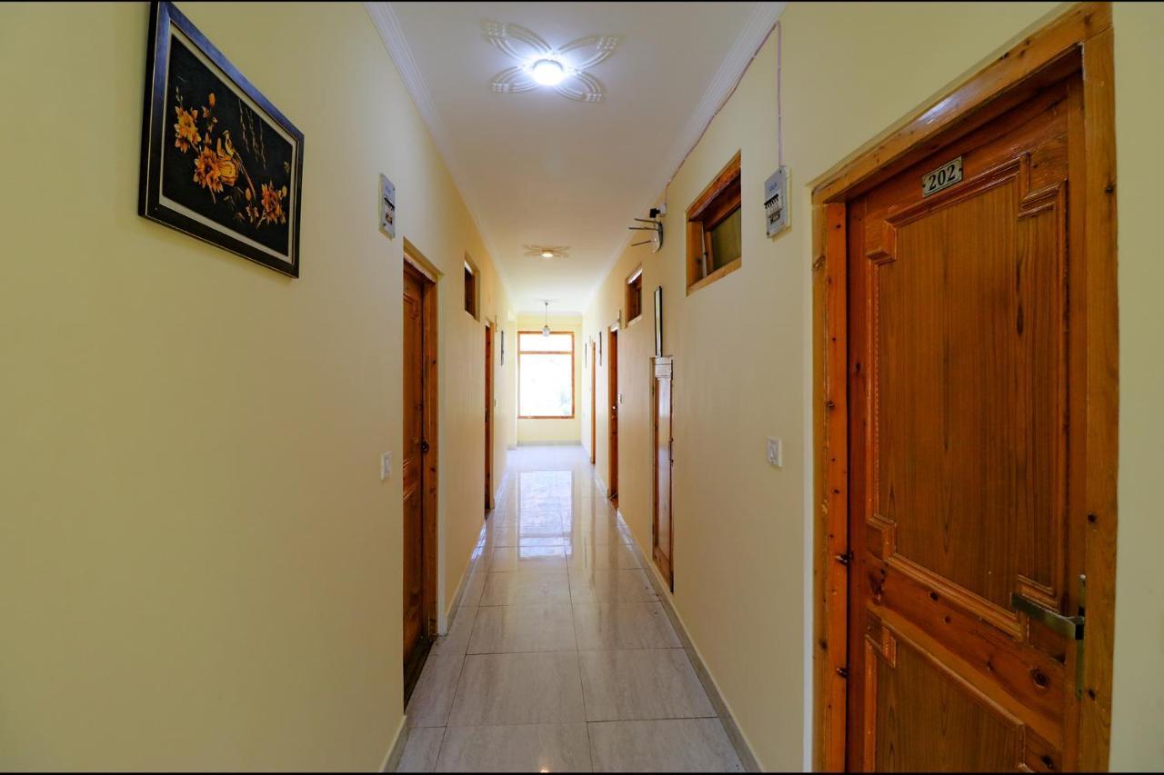Fabhotel Mai Vrindavan Manali  Bagian luar foto