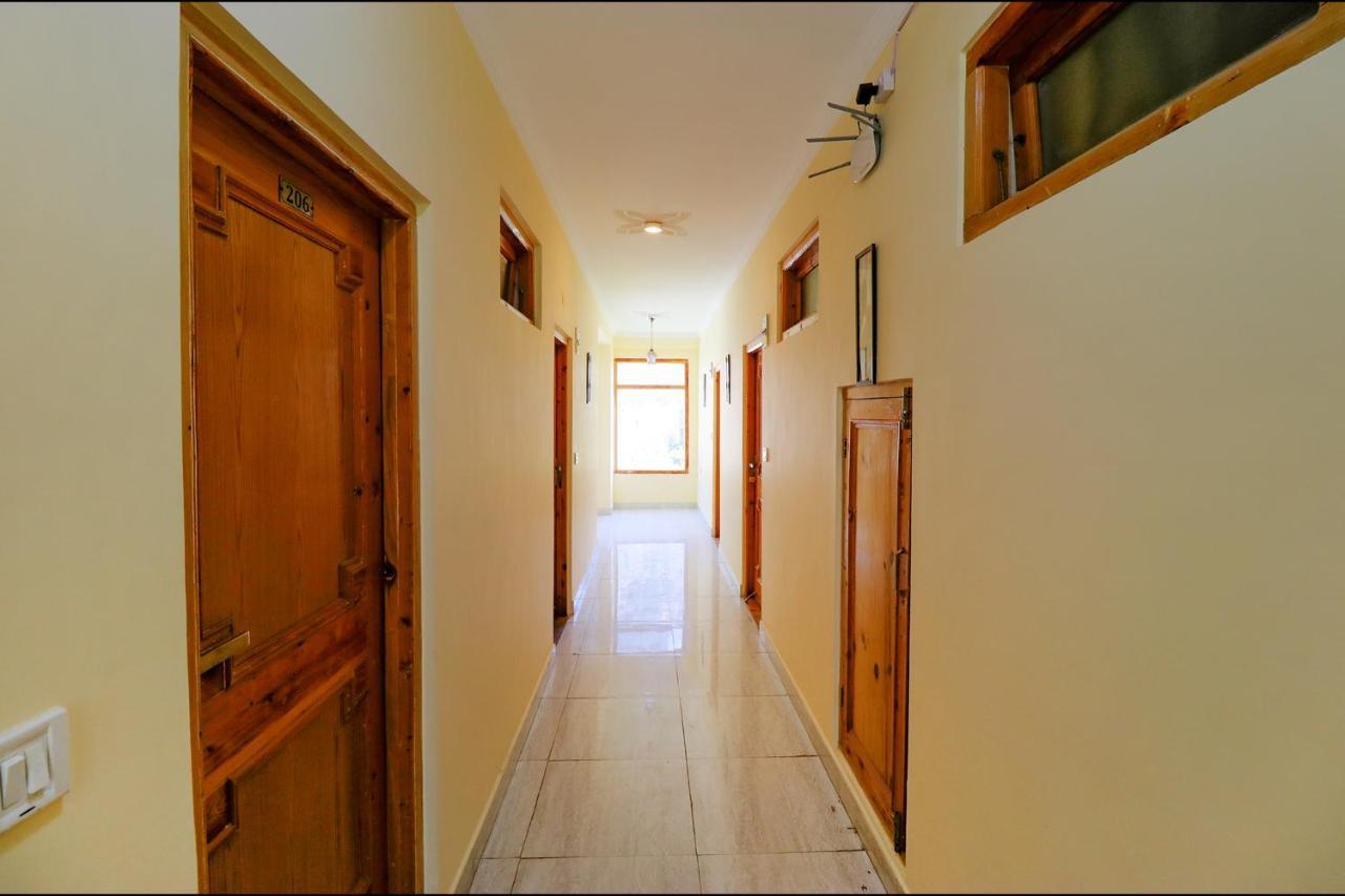 Fabhotel Mai Vrindavan Manali  Bagian luar foto